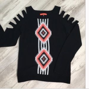 Lulumari comfy sweater with cutout arms!